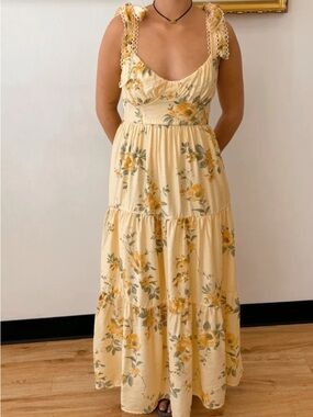 Blu Pepper Cream and Yellow Floral Tiered Maxi Dress
